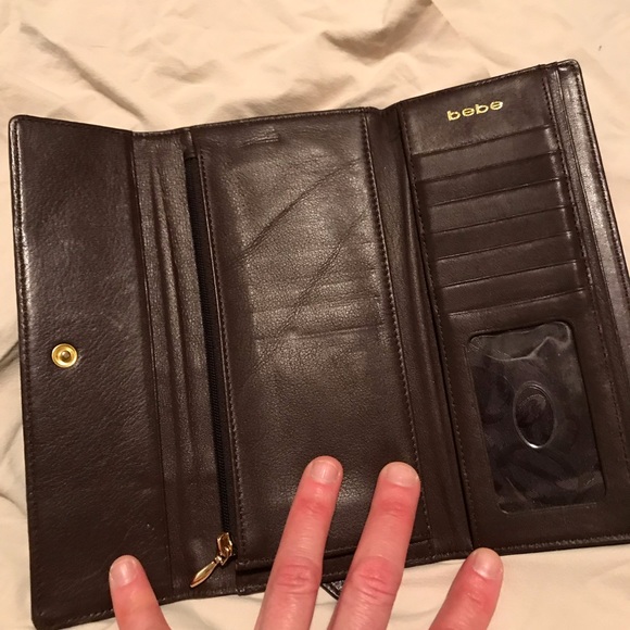 Bebe Bifold Wallet - Picture 9 of 10